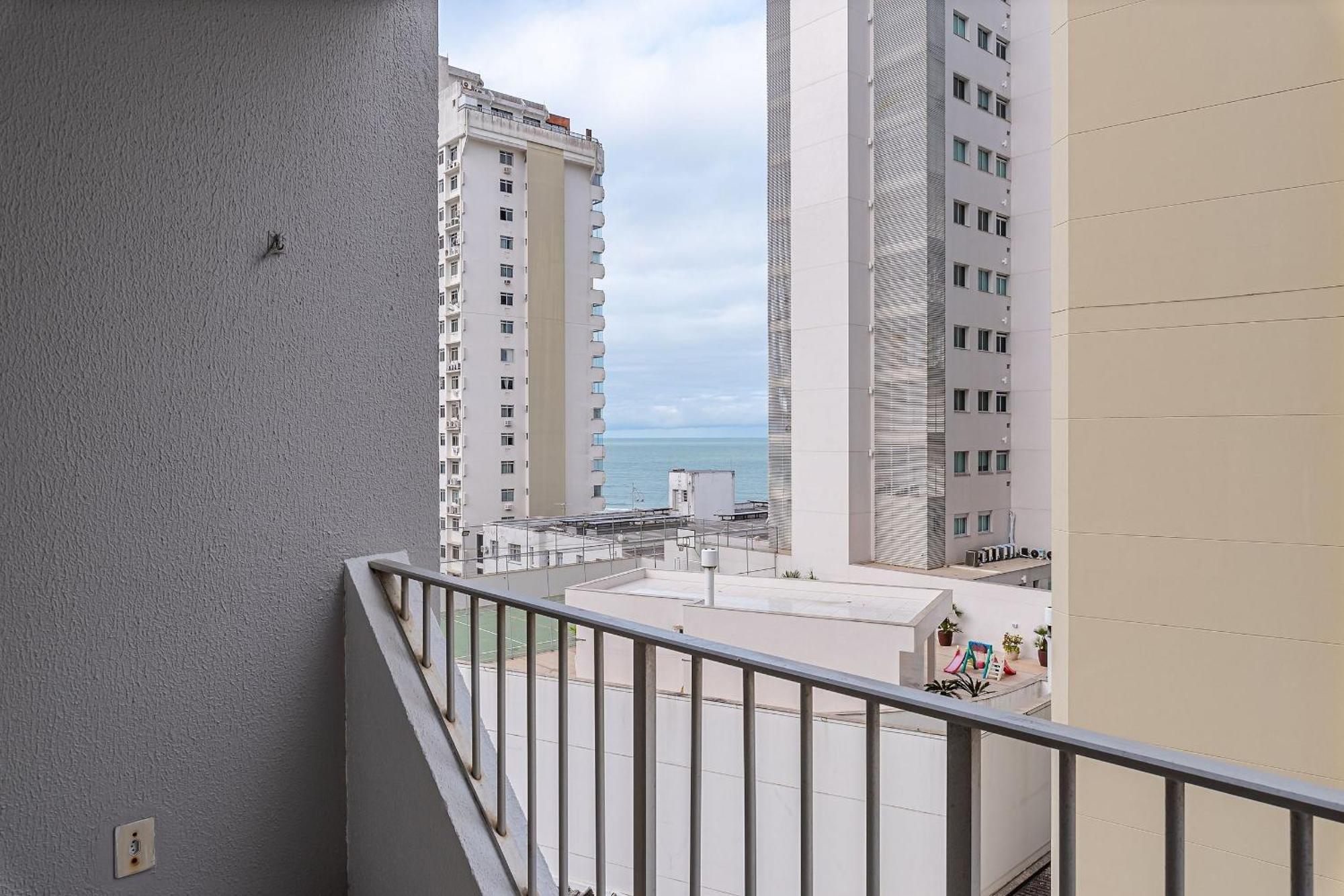 Apto Vista Mar A 130m Da Em Bc Erg605 Apartamento