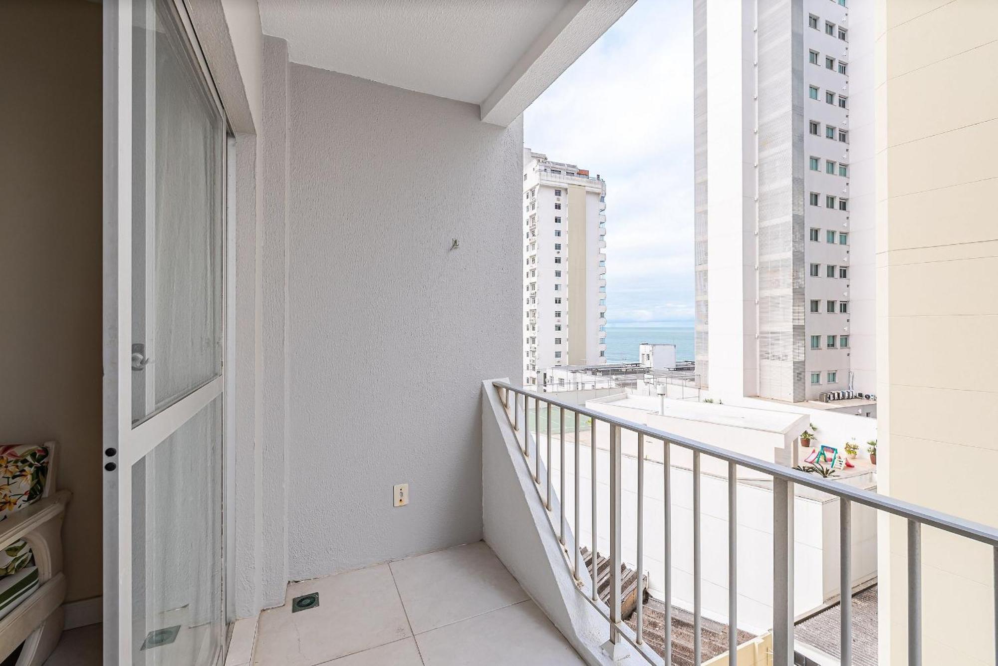 Apto Vista Mar A 130m Da Em Bc Erg605 Apartamento *